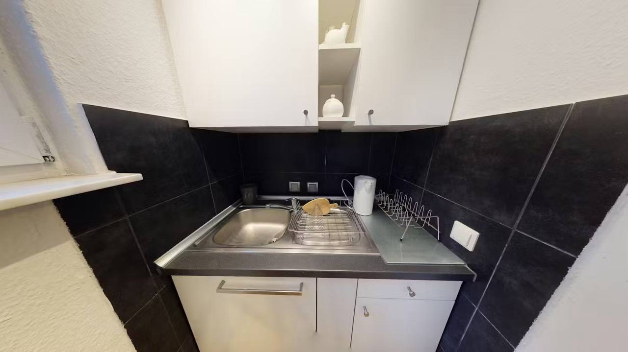 Studio meublé 38m² – 10ᵉ arrondissement (Canal Saint‑Martin)